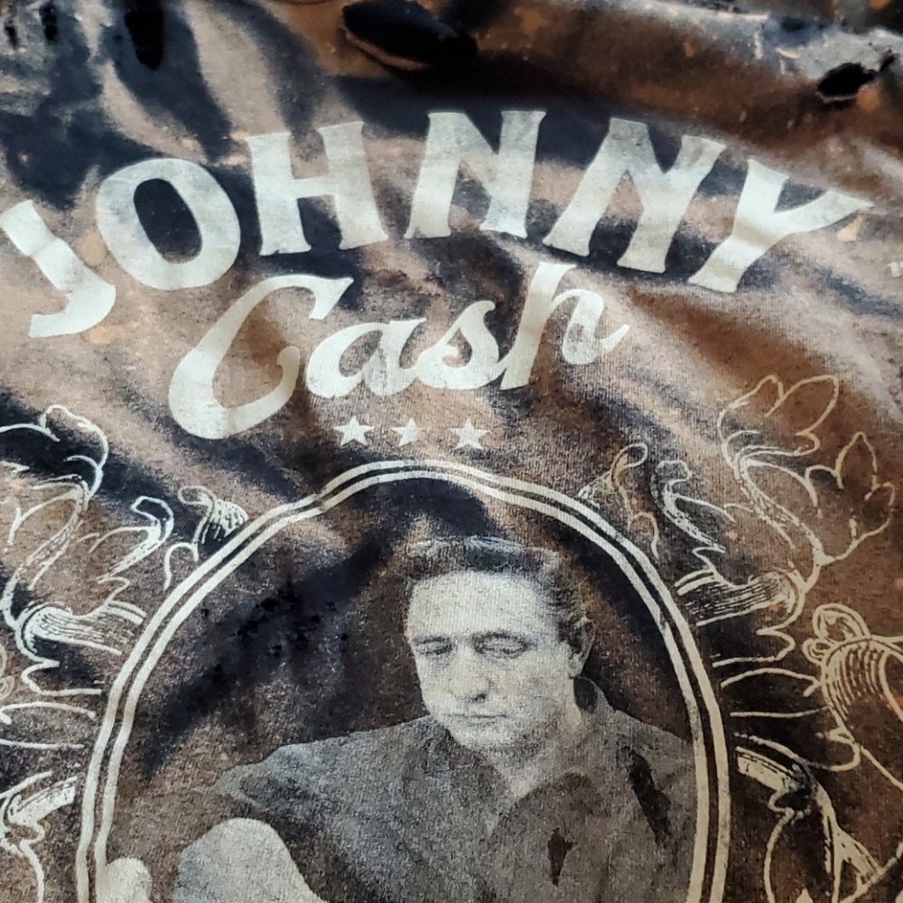 Johnny Cash tee - Picture 2 of 5
